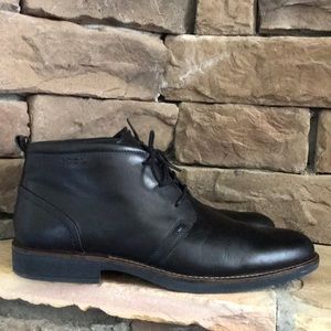 Ecco Black Leather Chukka Boot / SZ 10-10.5